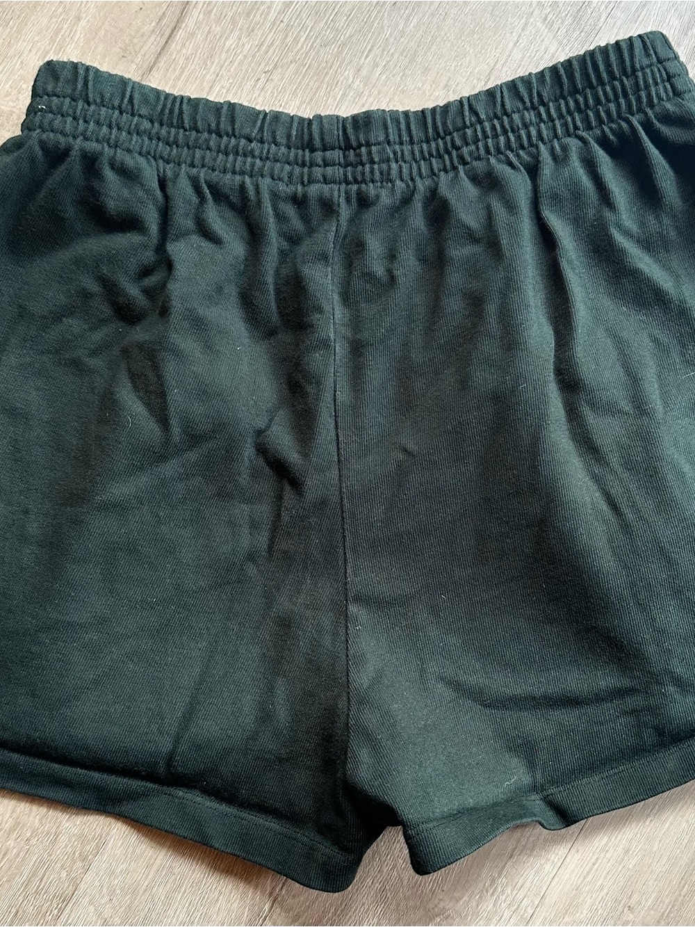 Brandy Melville Forest Green Rosa Sweatshorts Elastic-Waist